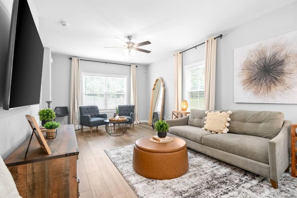 One-Of-A-Kind Smart, Cookie Themed Home For Up To 6 كلاركسفيل المظهر الخارجي الصورة